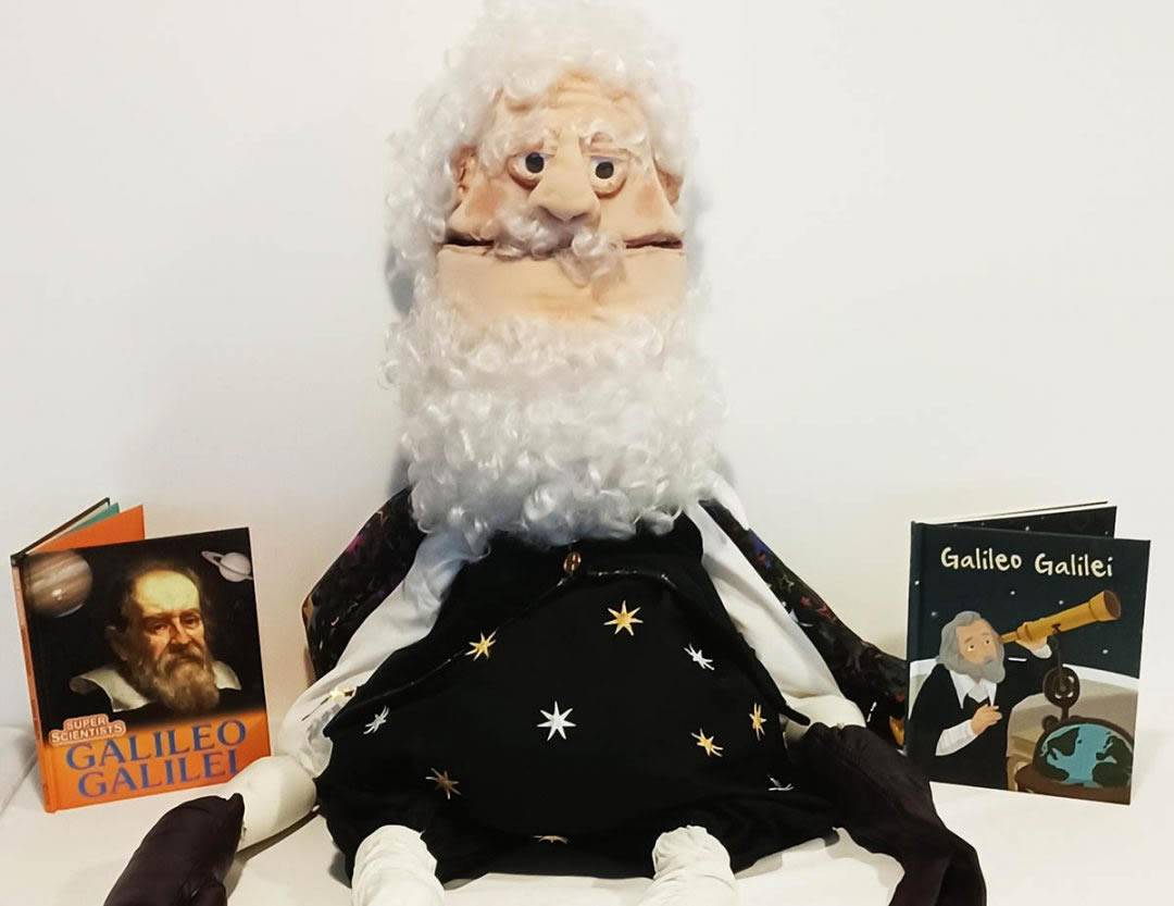 Galileo Scientist Puppet And Books Kit